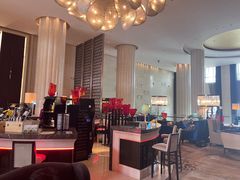 -天津京基皇冠假日酒店