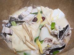 -滇香肴·云南菜蒸汽石锅鱼(云南北路店)