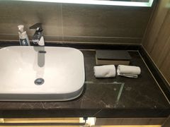 -杭州西湖湖滨银泰亚朵酒店