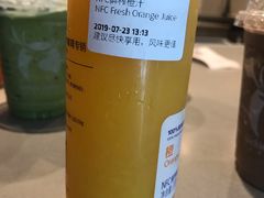 鲜榨橙汁-瑞幸咖啡(盛博广场店)