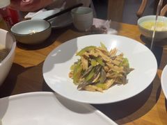 -伊喜饺子·烤鸭(五道口学院路店)