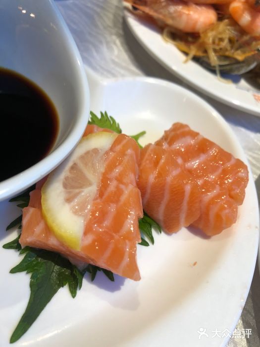 领鲜活海鲜榴莲自助火锅(东门店)图片