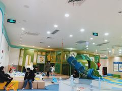 -乐之童成长中心(宝山万达店)