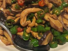 -渝是乎酸菜鱼(龙旗购物中心店)