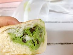 抹茶红豆冰面包-沁屋面包店(人民东路店)