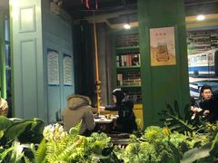 -钢管厂五区小郡肝串串香(奥克斯广场锦城万达店)