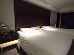 -上海龙之梦万丽酒店