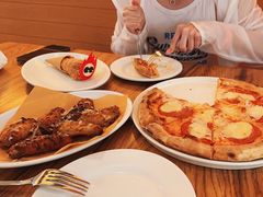 -城市大道红炉披萨烘焙坊