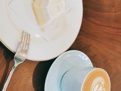 -Fridi Patisserie Cafe