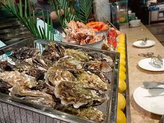-大中华希尔顿酒店-念自助餐·嗨啤·小龙虾