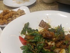 -鹊华居·地道鲁菜·海鲜·融合味(大明湖店)