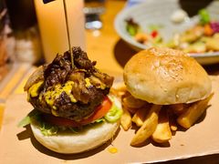经典大汉堡-The Diner X餐厅(青岛万象城店)