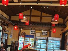 -富正毅三下锅·湘西韵味(天门山索道店)