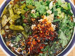 酸菜牛肉饵丝-云阿蛮云南生烫牛肉米线(奉贤路店)