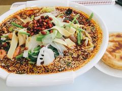 -吴忠马氏燕子麻辣烫凉皮(居安巷店)