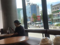 -星巴克(延吉百利城店)