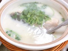 砂锅鱼头-鱼水情·农家菜·大鱼头(南山竹海店)