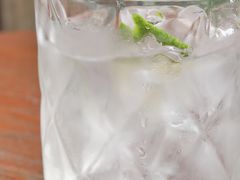 -城墙外BAR