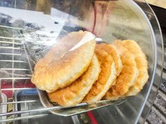 葱香牛肉饼-梁记肥肠粉(宽窄巷子店)