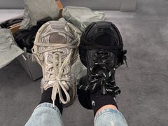 -BALENCIAGA(德基广场店)