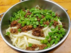素椒杂酱面-左撇子私房面