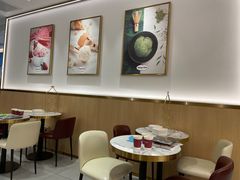 大堂-哈根达斯(芳圆里店)