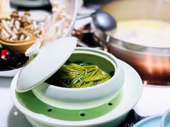 -洪氏嗨捞·猪肚鸡火锅(阳光天地店)