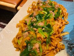 潮界湿炒牛河-潮界(虹桥新天地店)