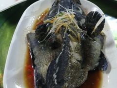 -四川小胡子海鲜(丁村万人海鲜广场店)