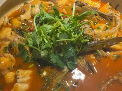 -魏铭鱼头捞饭(晋阳路店)