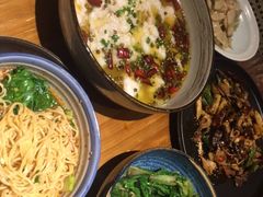 -十三式重庆江湖菜(金茂览秀城店)
