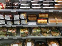 -全家便利店(东直门店)