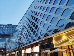 -宝龙城(杭州滨江店)