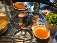 -韩聚屋韩国烤肉餐厅(新北万达店)