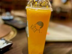 -喜茶(深圳万象城黑金店)