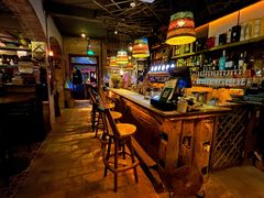 -城墙外BAR