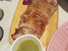 香烤猪颈肉配秘制蘸料-正泰餐厅AmazingThai(新奥购物中心店)