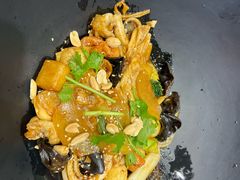 -醉人椒麻辣香锅(王府井喜悦店)