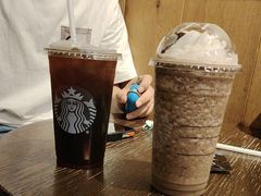 -星巴克(西藏路店)