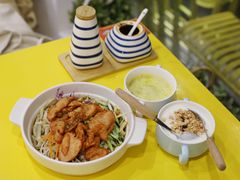 -嗨皮儿·现蒸面皮(抄纸巷店)