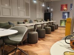 -潮一不贰·法式甜品·生日蛋糕·西式简餐(外滩店)