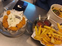 -W COLLECTIVE  DESSERT SHOP