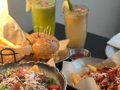 -J's Cafe Lab