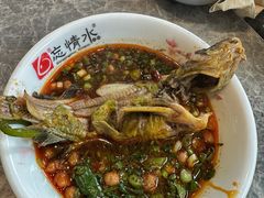 -忘情水鱼头·鲜鱼火锅(滨江中路店)