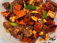 -巧克力渔家.小船海鲜胶东菜(万平口店)