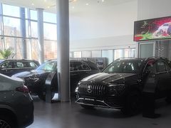 -天津波士信达奔驰4S店(卫津南路店)