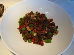 小炒黄牛肉-鱼乐轩·俄罗斯海鲜直供餐厅(群力店)
