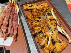 -威记烧嘢·南宁烧烤·超级生牛(绿地店)