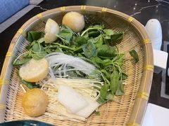 -金陵饭店 56F 家·海鲜火锅餐厅