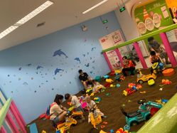 -孩子王童乐园(西安盛龙店)